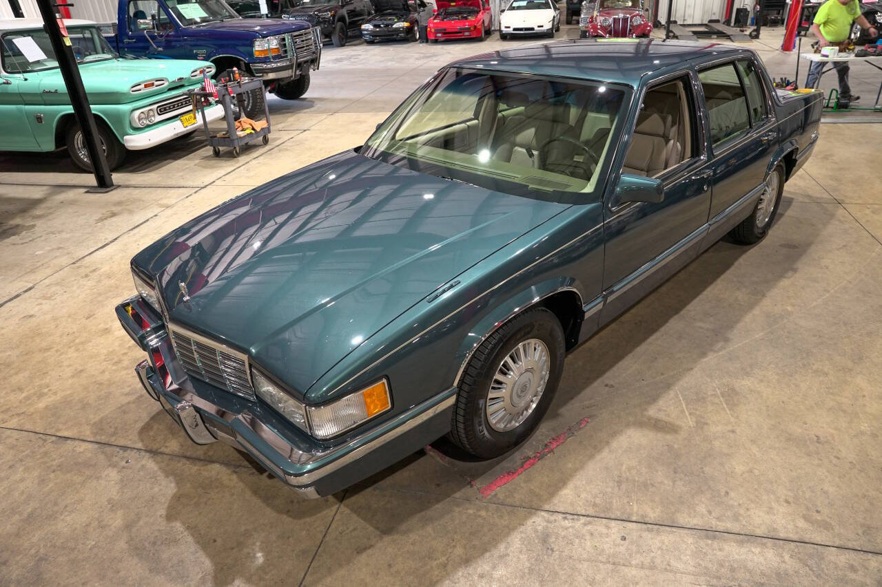 Used 1992 Cadillac De Ville Sedan FWD image 15