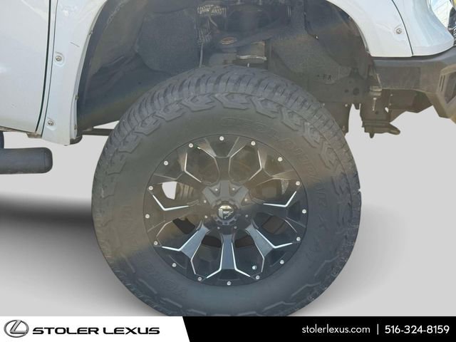 Used 2017 Toyota Tundra SR5 w/ SR5 Upgrade Package image 6