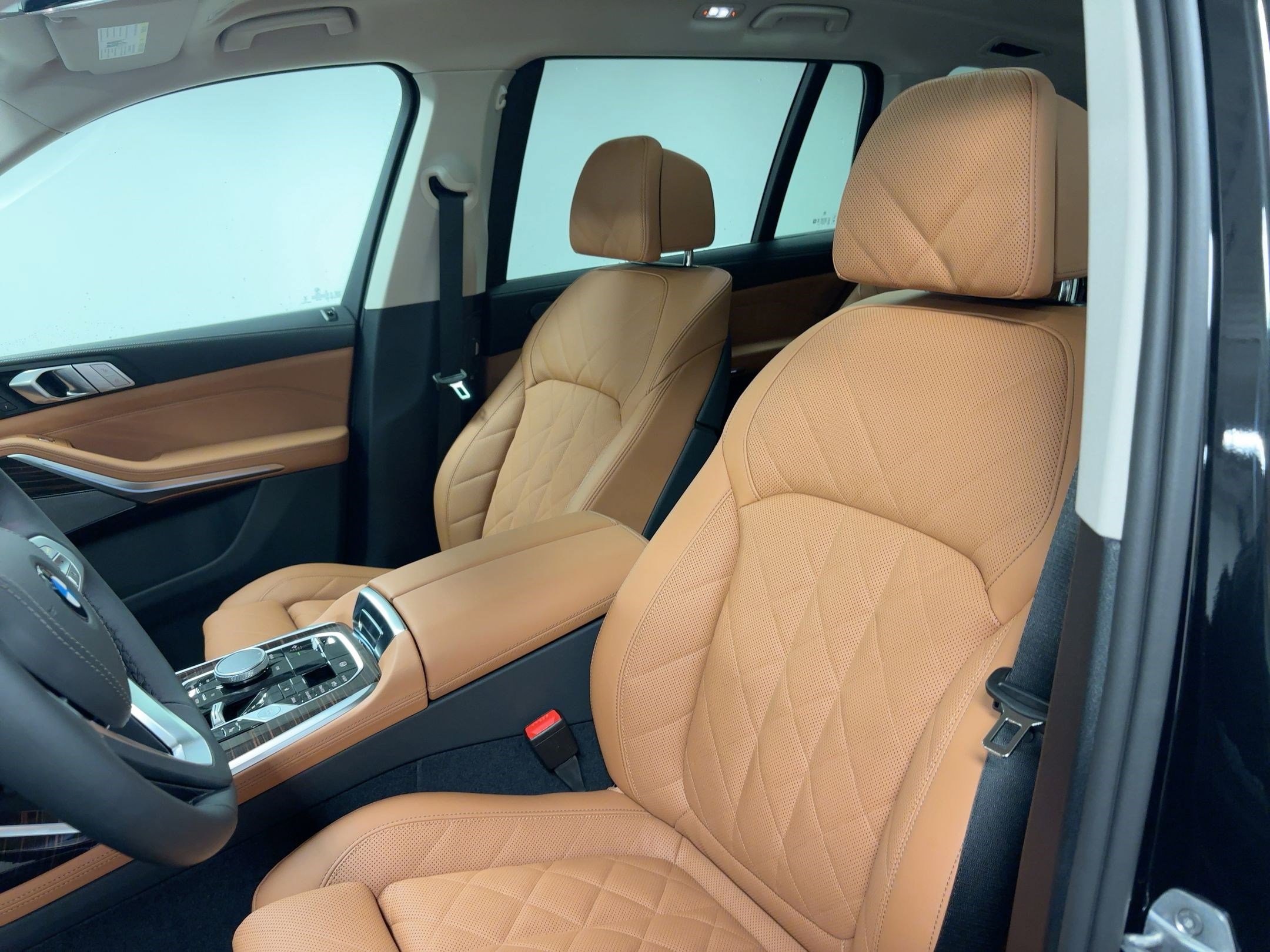 New 2026 BMW X7 xDrive40i w/ Premium Package image 5