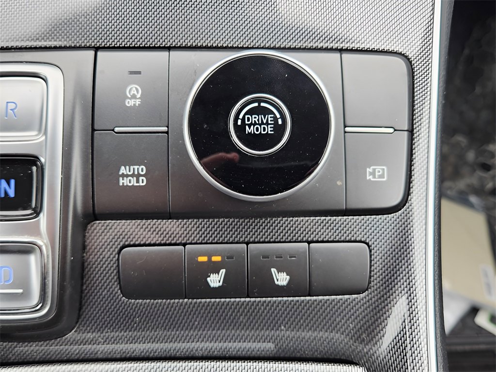Certified 2022 Hyundai Santa Fe SEL image 30