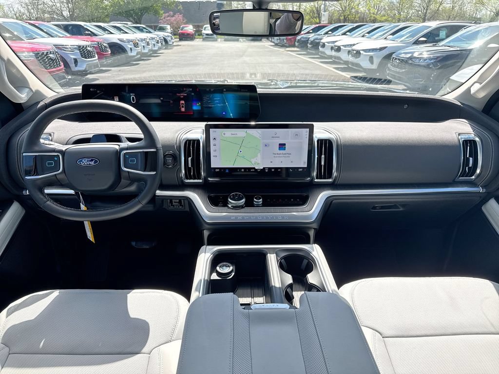 New 2026 Ford Expedition Platinum w/ Platinum Ultimate Package AWD/4WD image 10