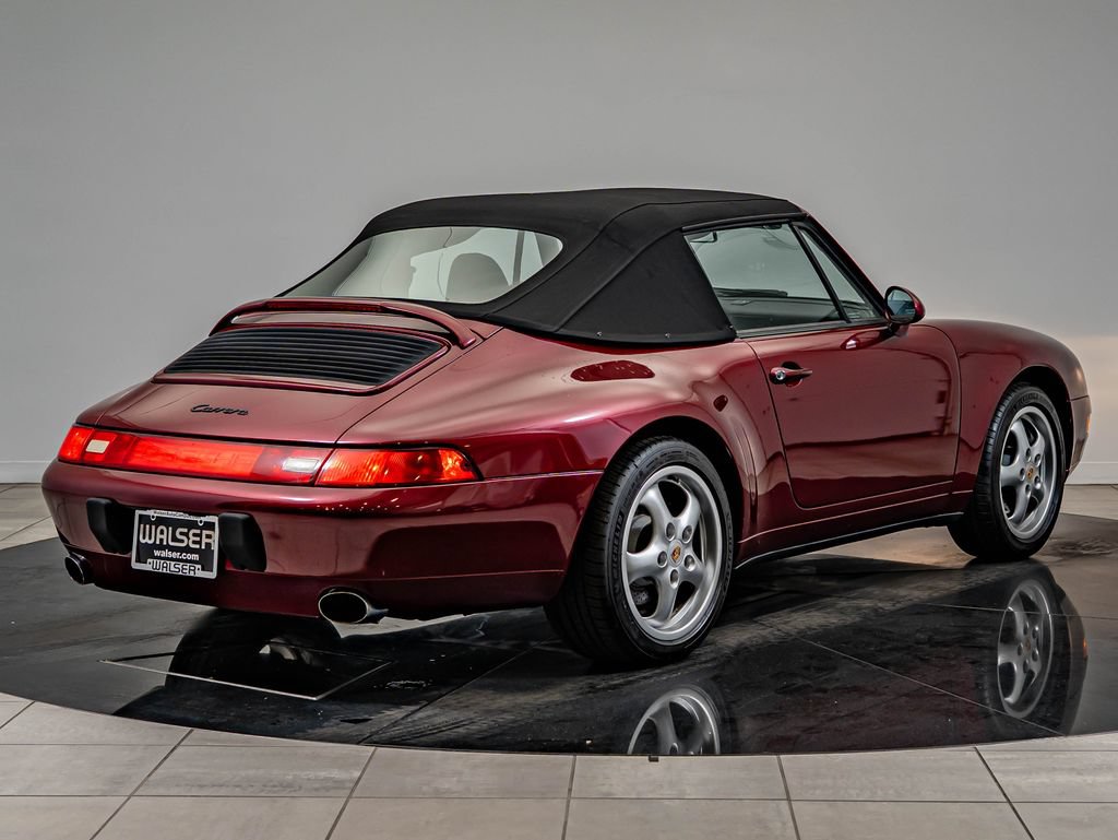 Used 1998 Porsche 911 Carrera RWD image 8