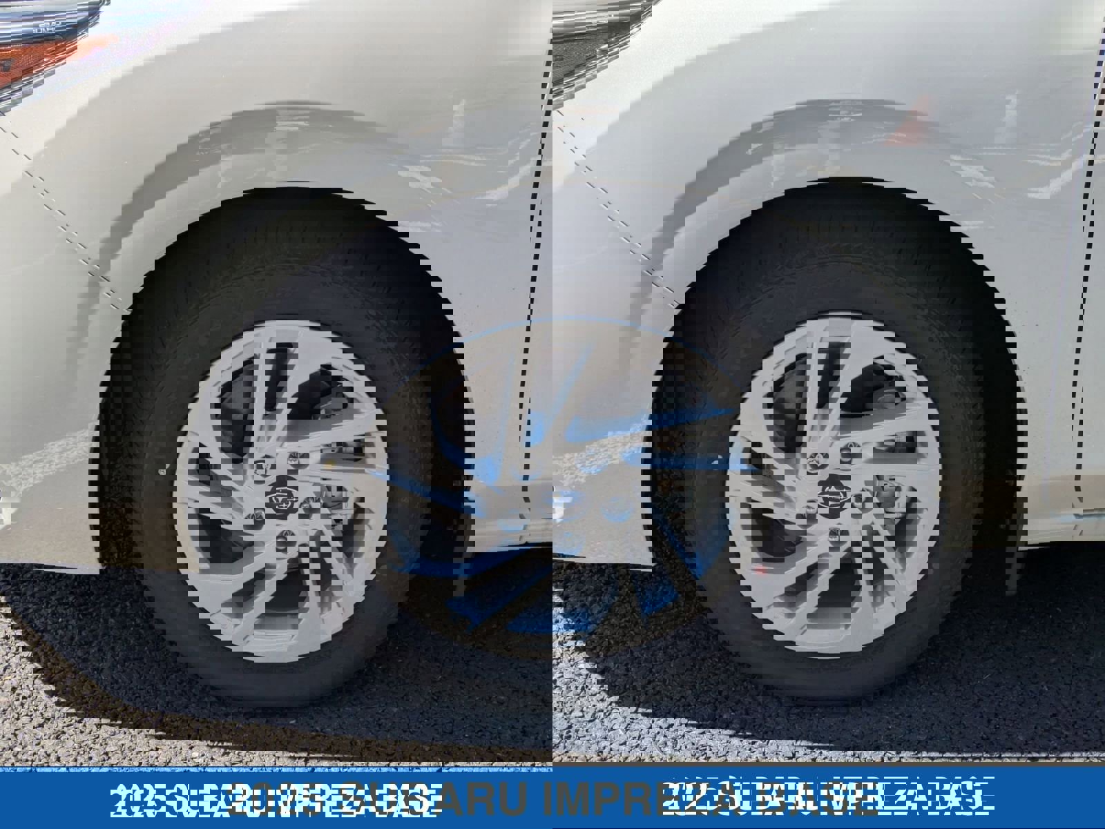 Certified 2025 Subaru Impreza 2.0i image 11