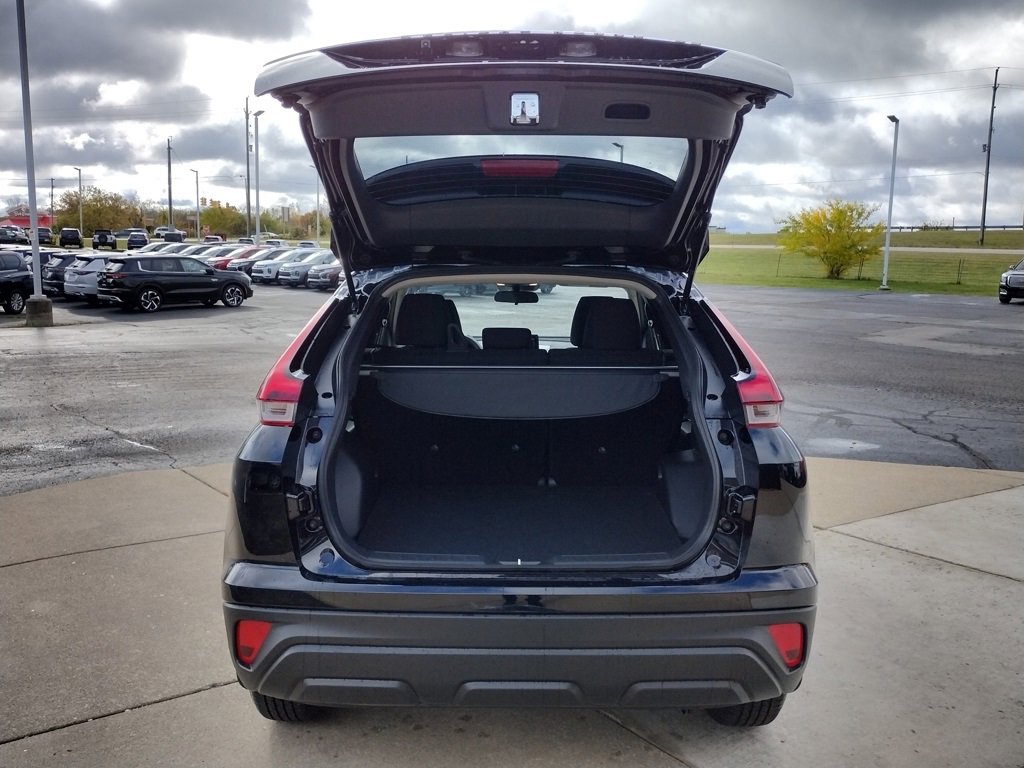 New 2026 Mitsubishi Eclipse Cross ES image 16