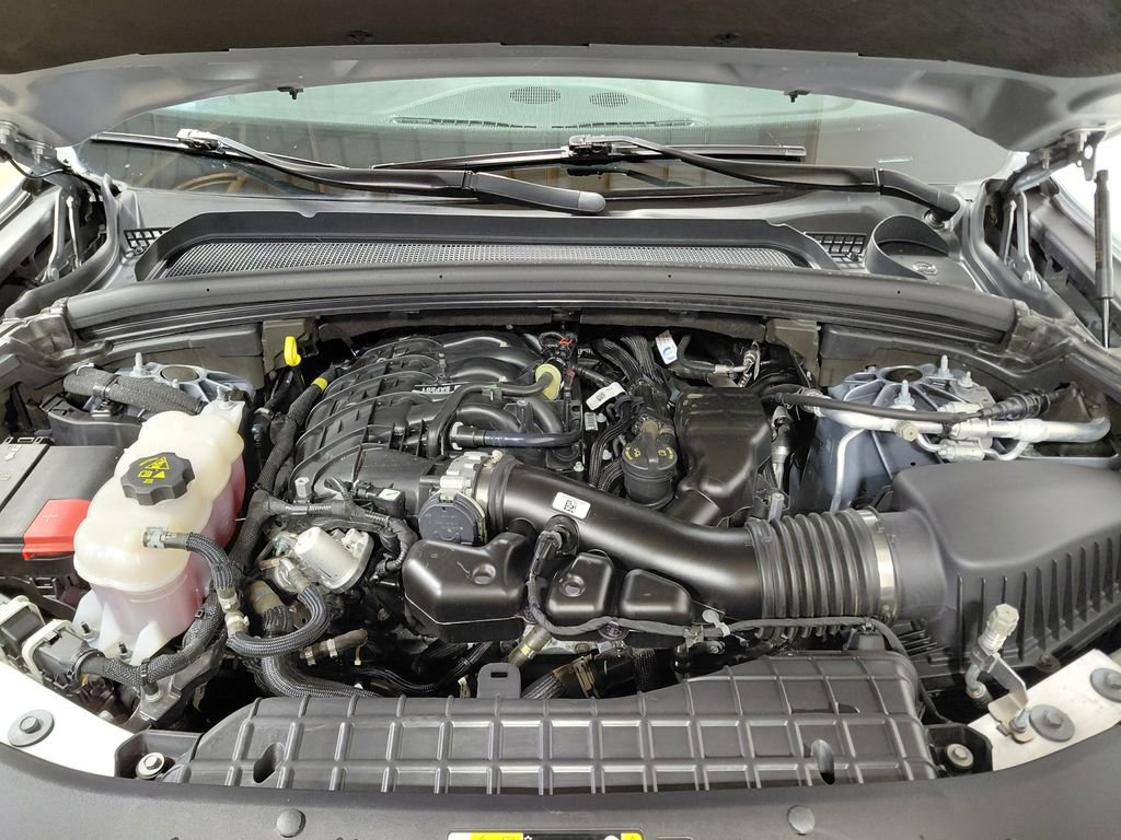 Certified 2025 Jeep Grand Cherokee Altitude AWD/4WD image 22