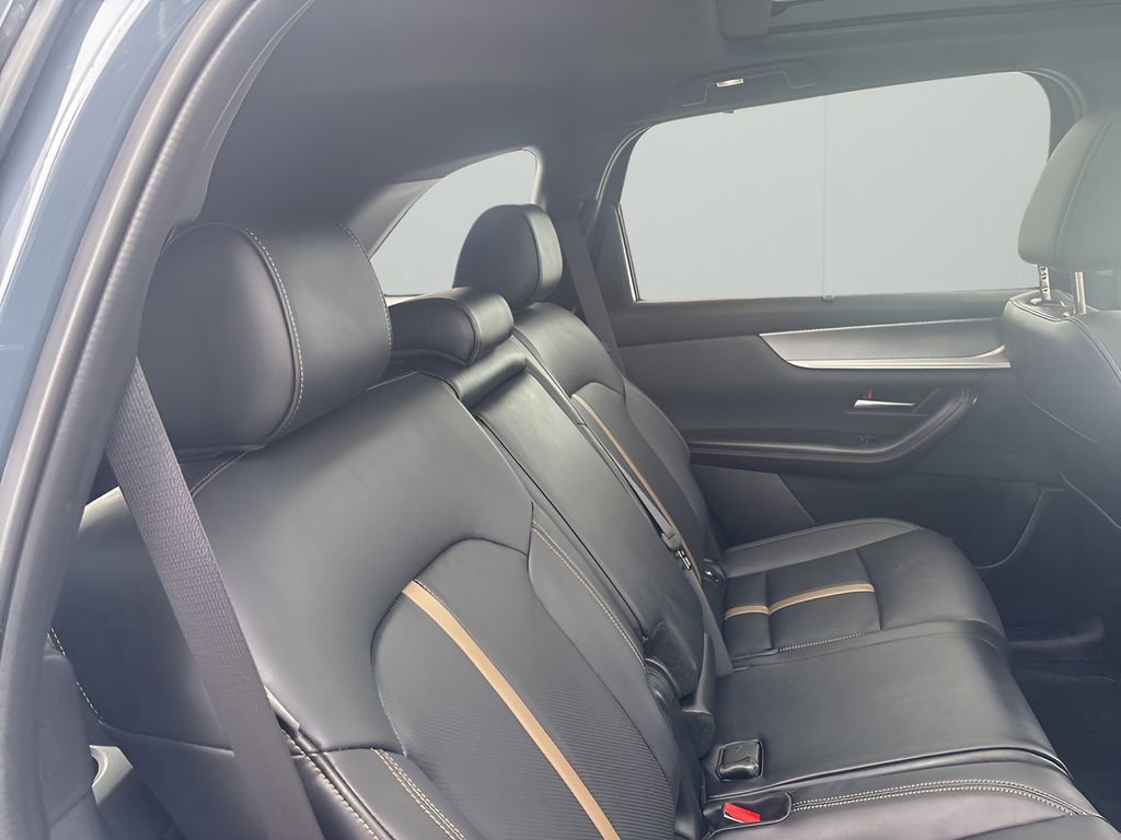 Used 2025 MAZDA CX-70 3.3 Turbo w/ Premium Plus Pkg image 19
