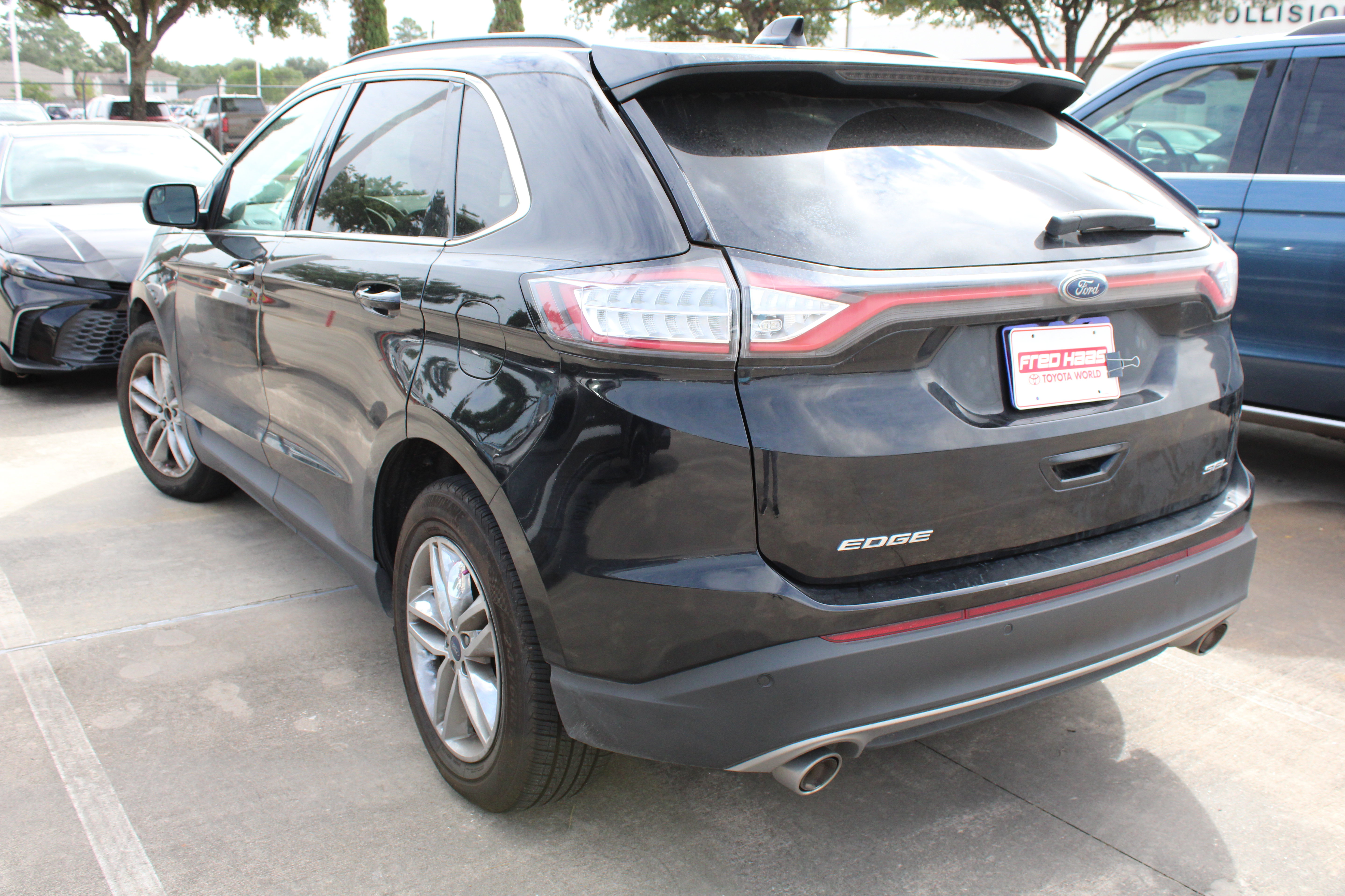 Used 2018 Ford Edge SEL w/ Equipment Group 201A FWD image 5