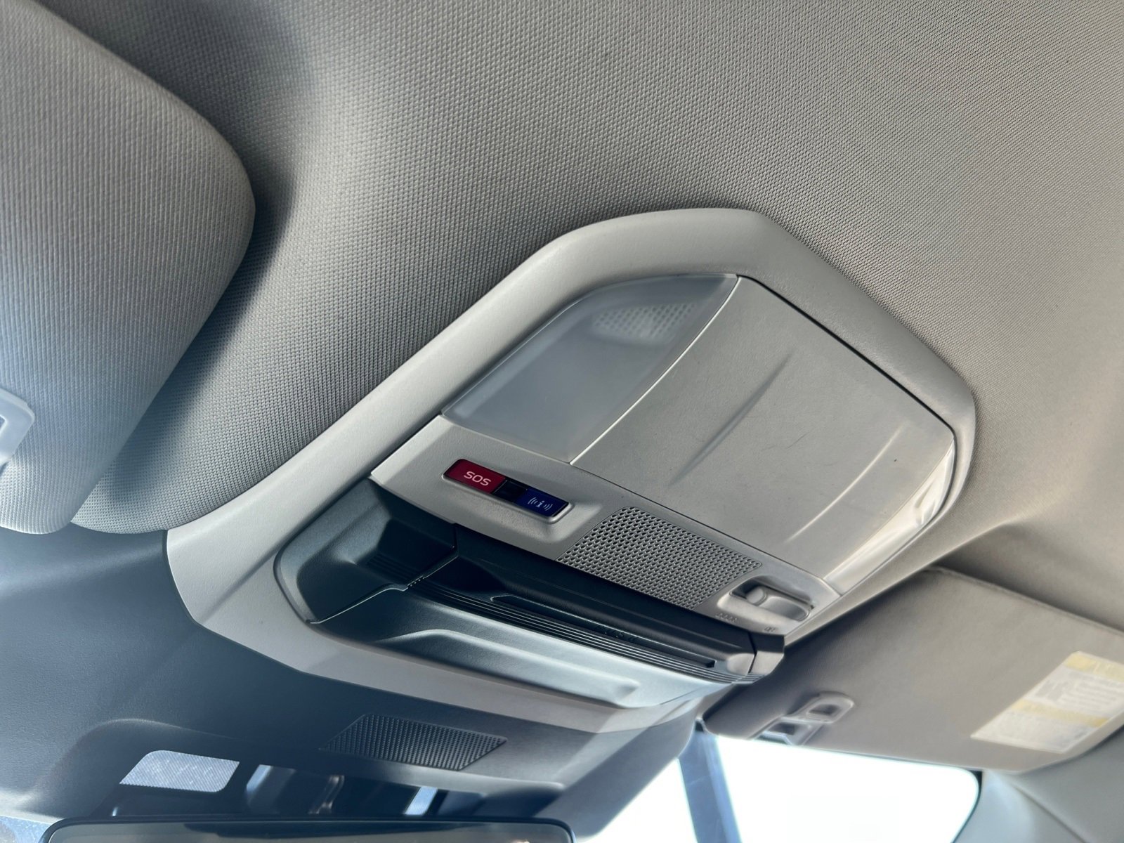 Used 2024 Subaru Ascent Premium w/ Convenience Package image 28