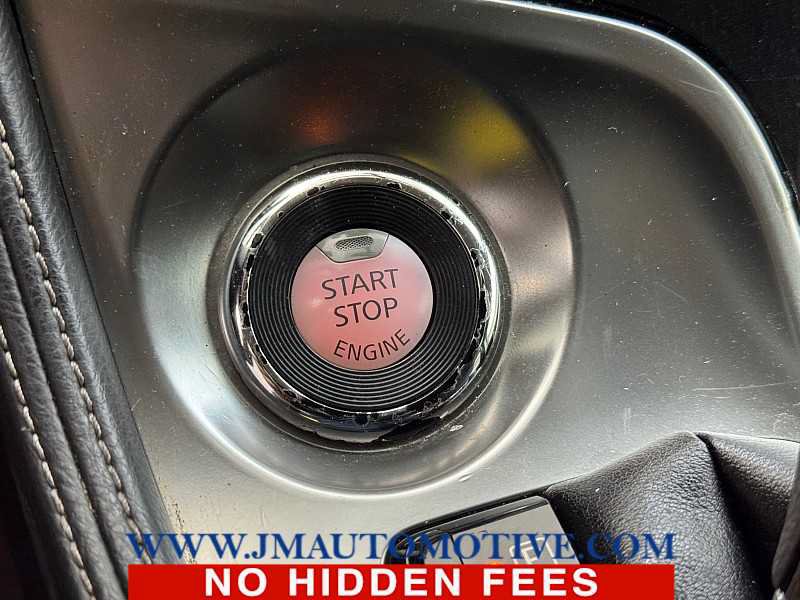 Used 2019 Nissan Maxima 3.5 SV w/ Floor Mat Group FWD image 35