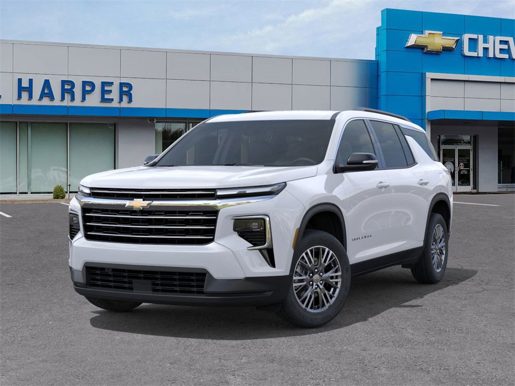 New 2025 Chevrolet Traverse LT w/ Driver Confidence Package image 6