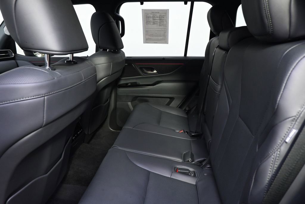 Used 2025 Lexus LX 700h Overtrail w/ Accessory Package (Z1) AWD/4WD image 21