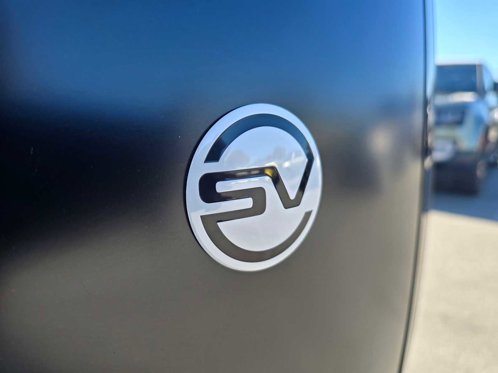 Used 2025 Land Rover Range Rover SV image 17