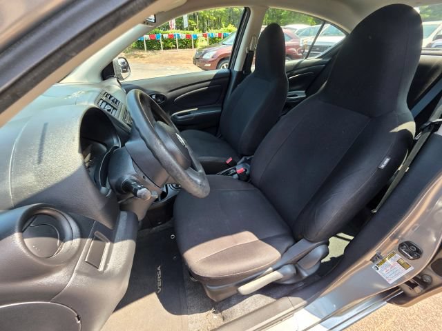 Used 2012 Nissan Versa S FWD image 14