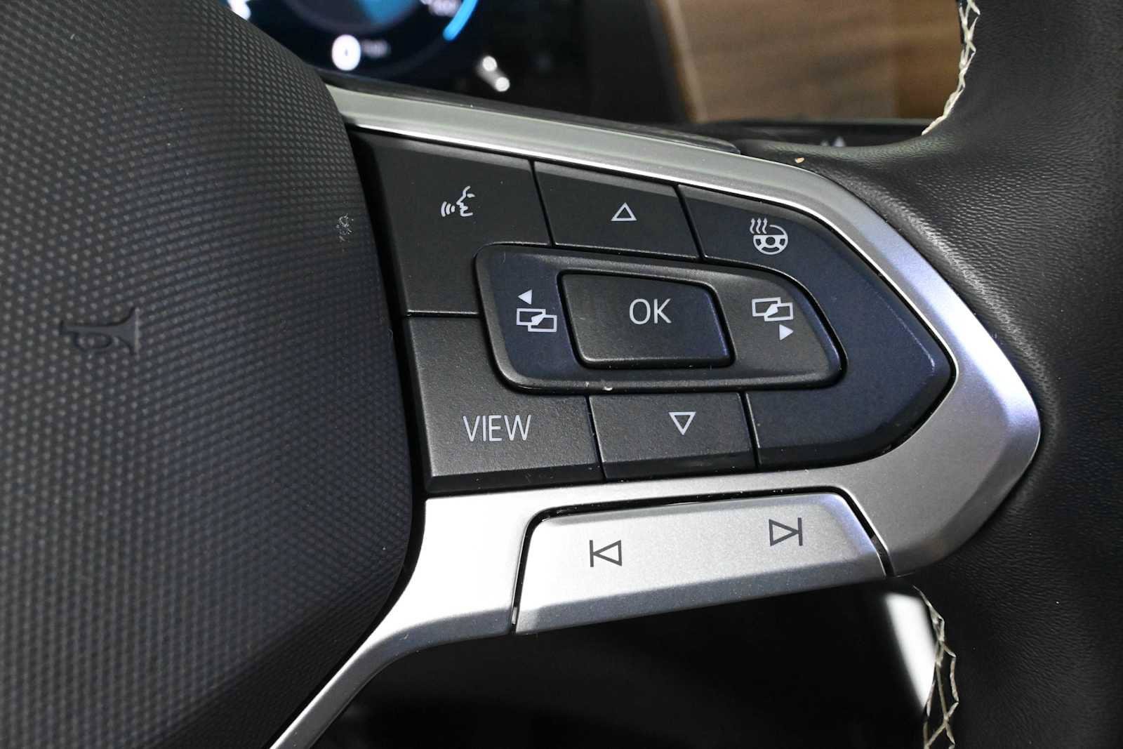 Certified 2026 Volkswagen Atlas SE FWD image 21