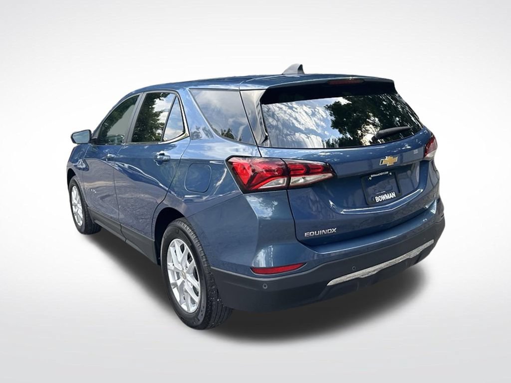 Used 2024 Chevrolet Equinox LT w/ LPO, Floor Liner Package FWD image 3