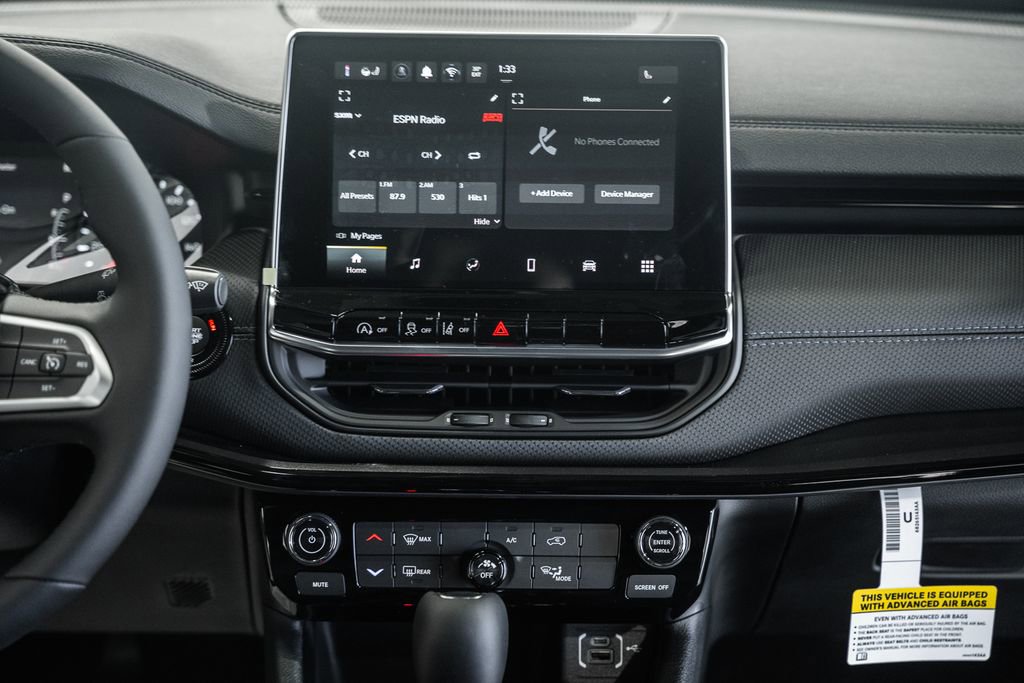 New 2026 Jeep Compass Latitude image 20