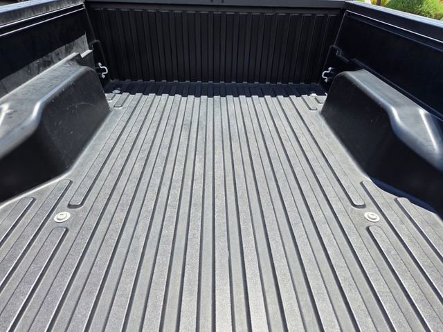 Used 2022 Toyota Tacoma SR w/ SR Convenience Package RWD image 13