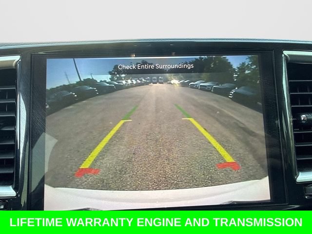 Used 2024 Chrysler Pacifica Touring-L FWD image 26
