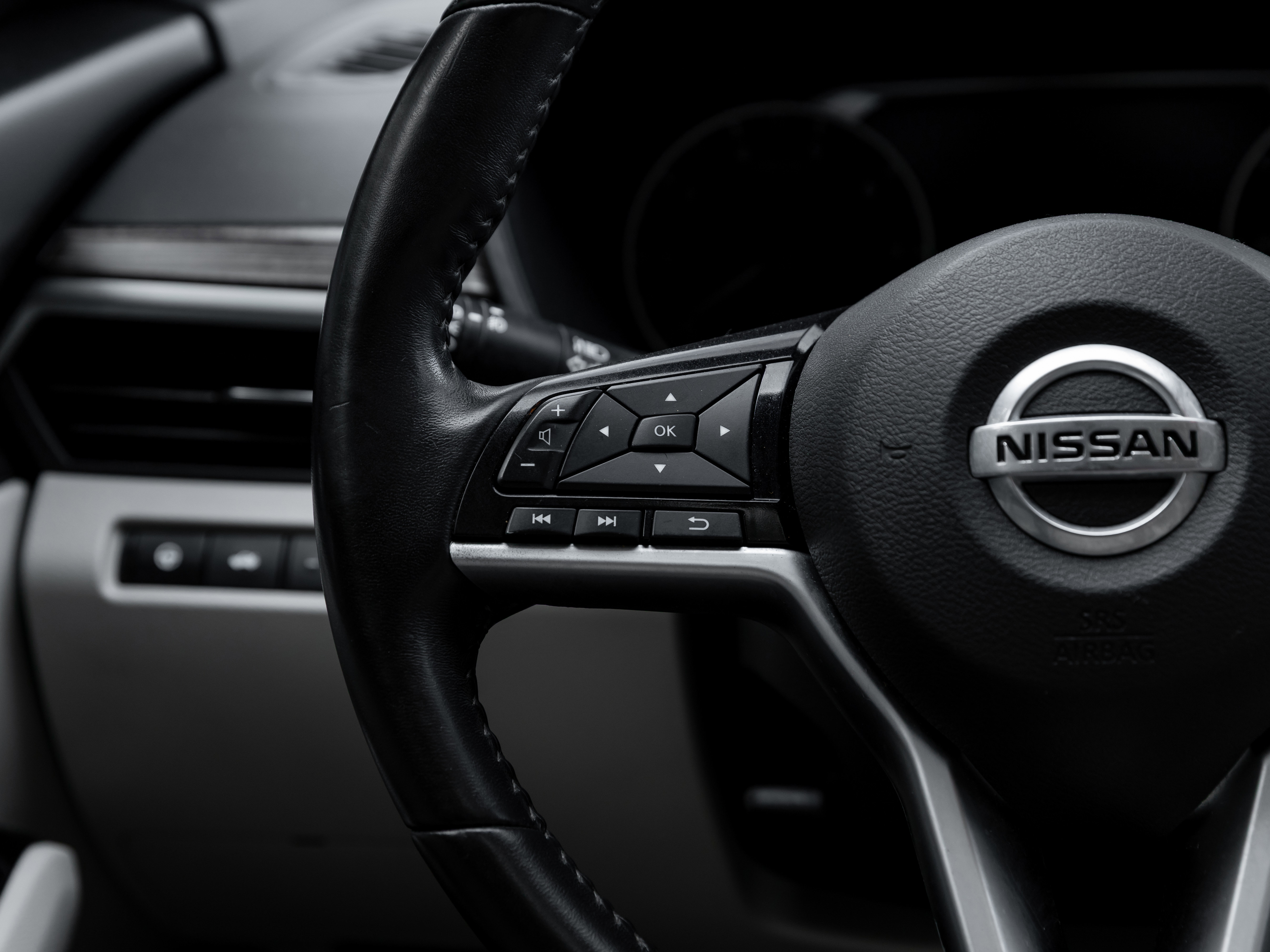 Used 2021 Nissan Altima 2.5 Platinum image 7