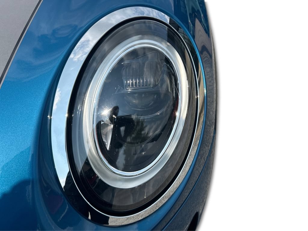 Used 2023 MINI Cooper S w/ Signature Upholstery Package FWD image 28