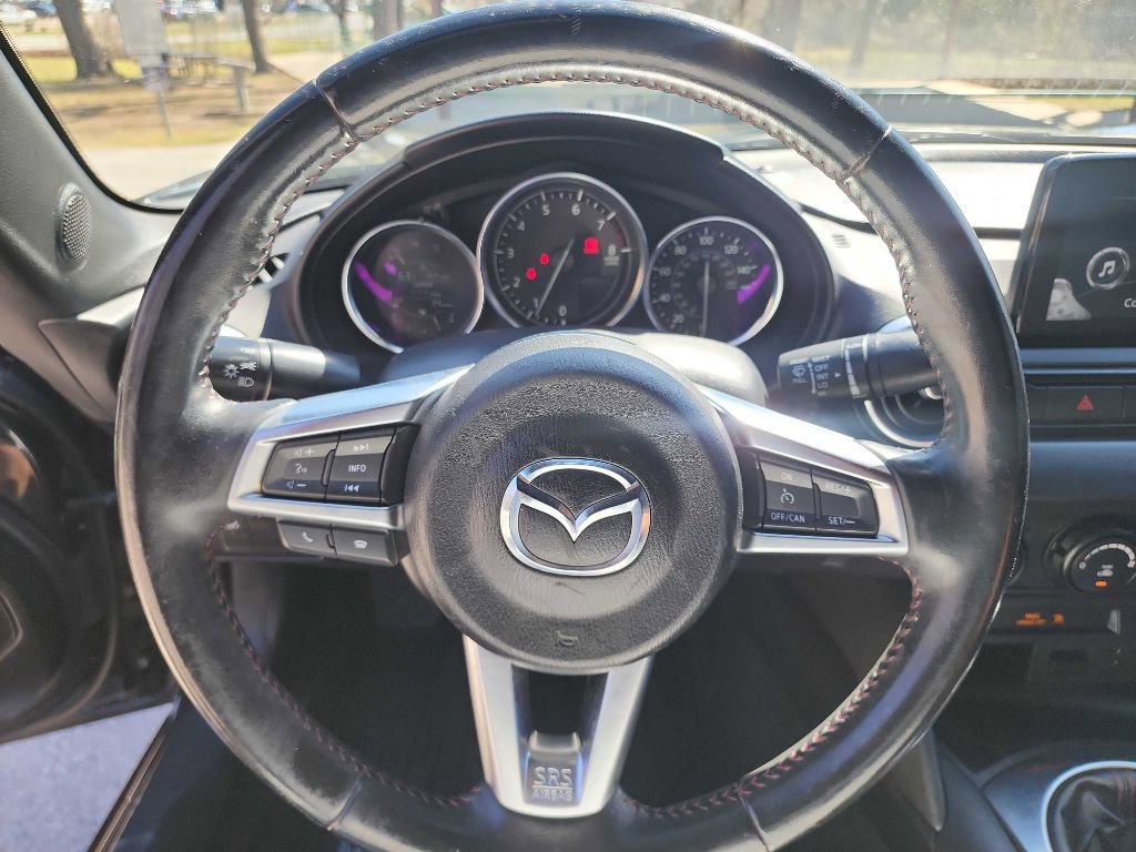 Used 2019 MAZDA MX-5 Miata Sport image 15