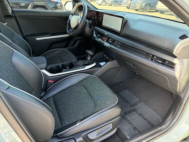 Certified 2025 Kia K4 GT-Line Turbo w/ GT-Line Sunroof Package FWD image 24
