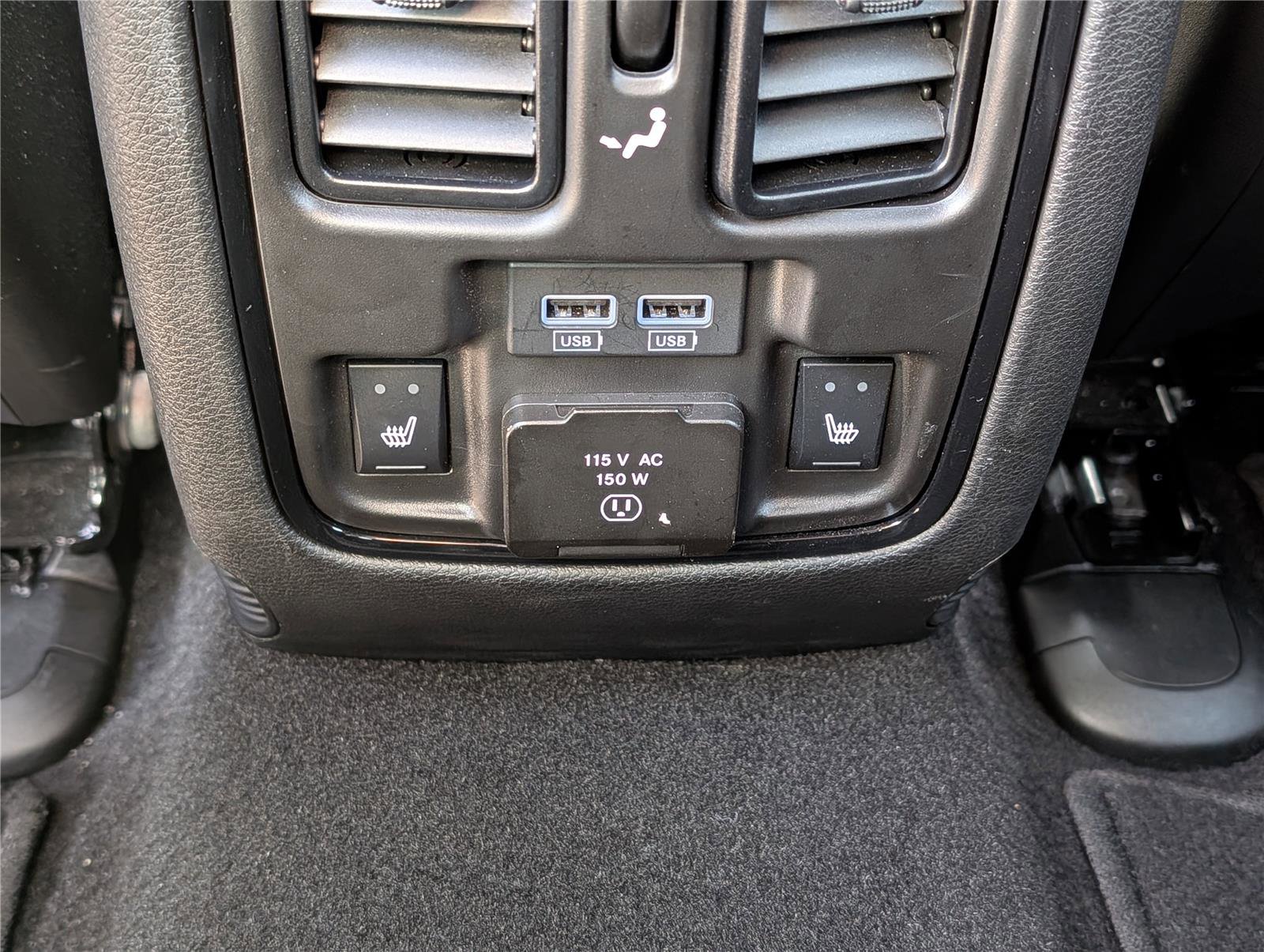 Used 2022 Dodge Durango R/T w/ Blacktop Package image 17