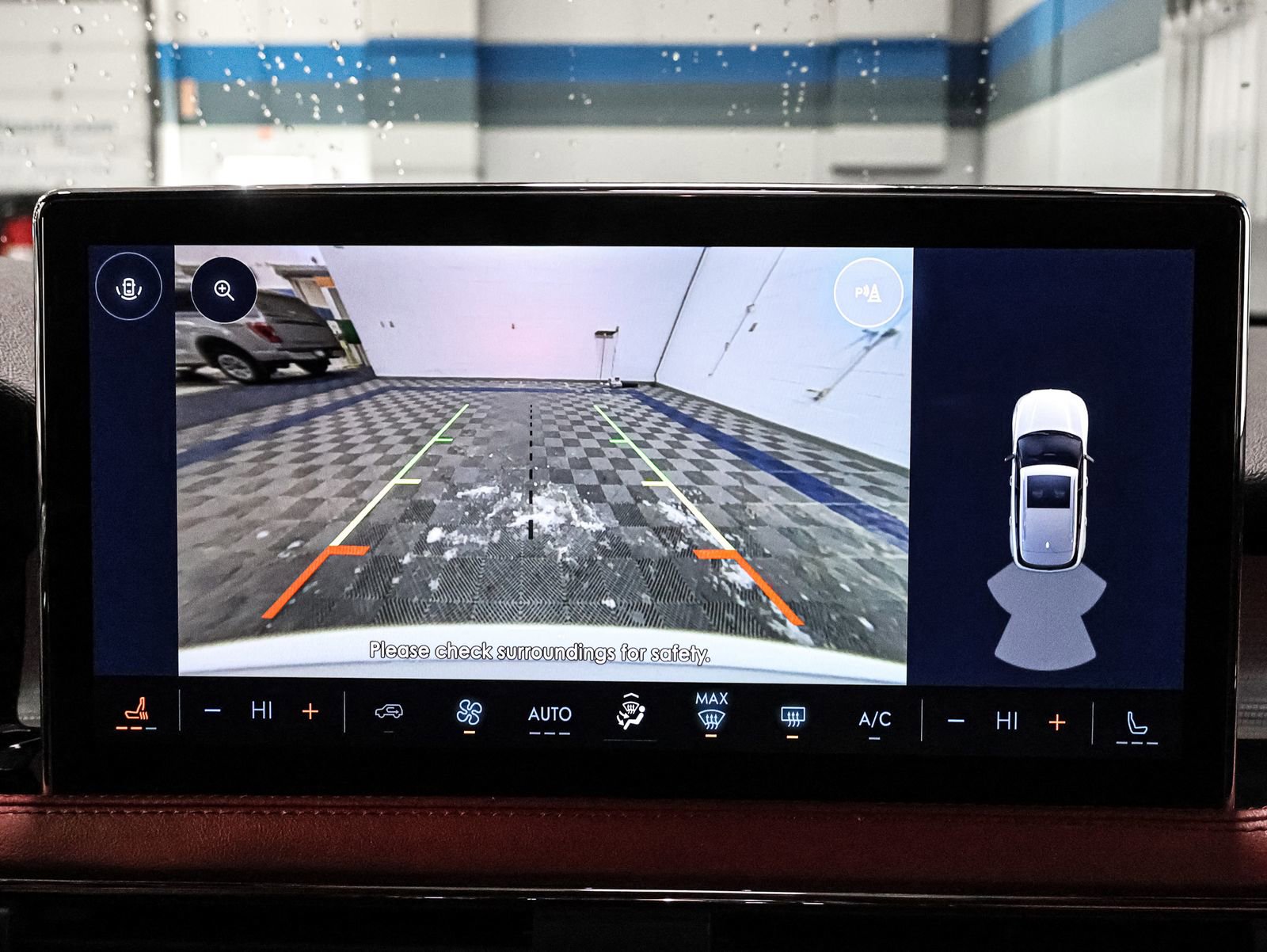 Used 2025 Lincoln Corsair Grand Touring image 42