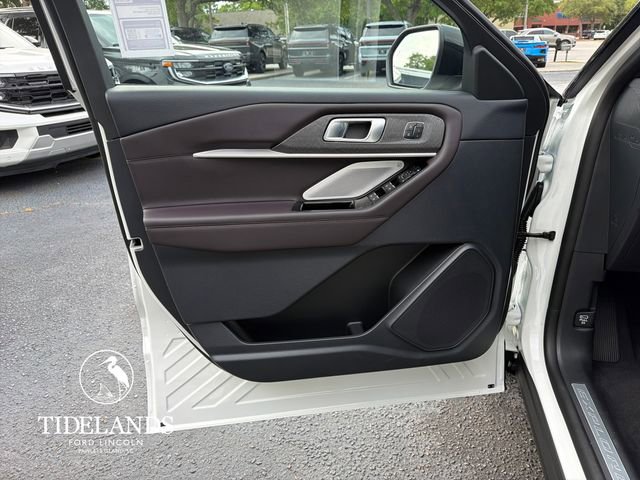 New 2026 Ford Explorer Platinum RWD image 12