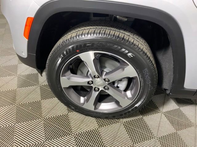 Used 2024 Jeep Grand Cherokee Limited 4xe w/ Luxury Tech Group II image 47