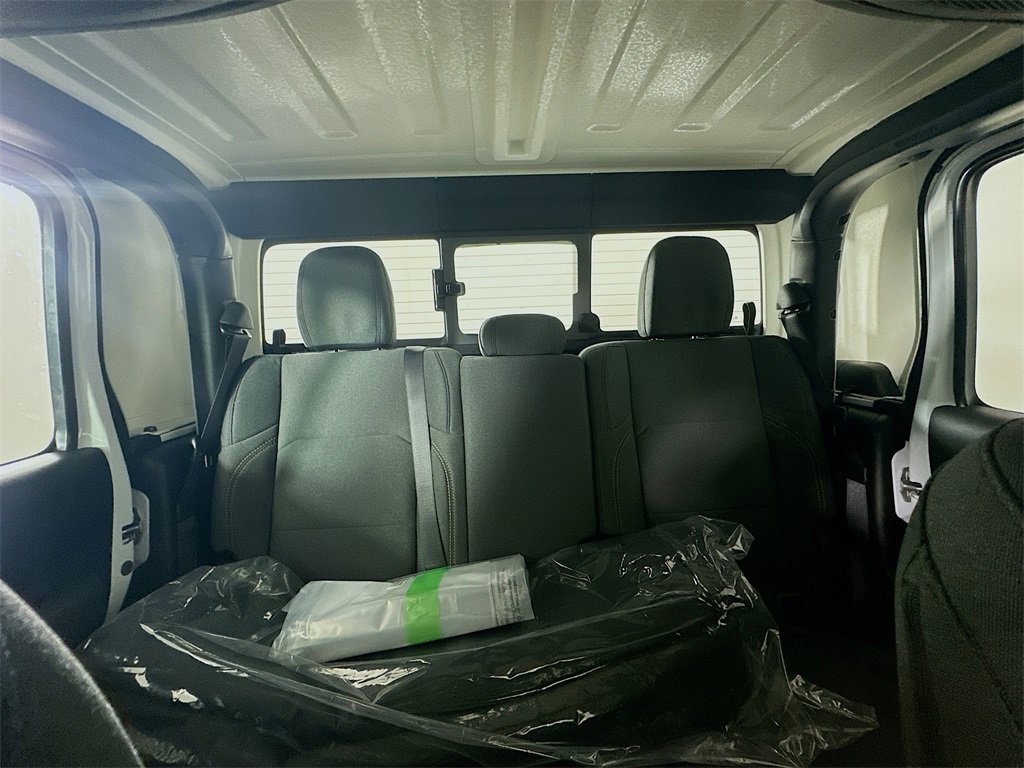 New 2025 Jeep Gladiator Sport image 10