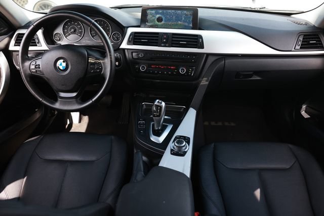 Used 2012 BMW 328i Sedan RWD image 24