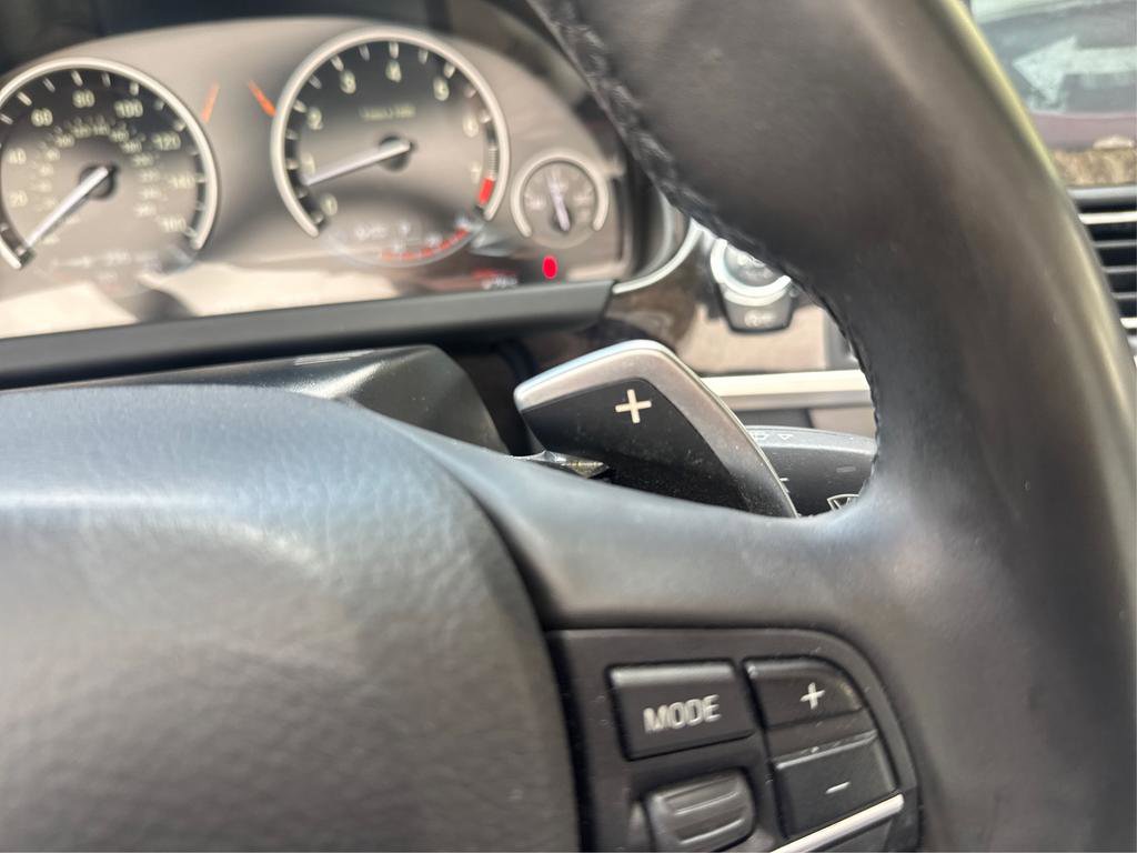 Used 2013 BMW 640i Convertible RWD image 19