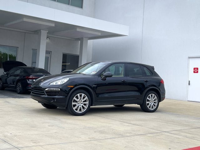 Used 2013 Porsche Cayenne Diesel AWD/4WD image 3