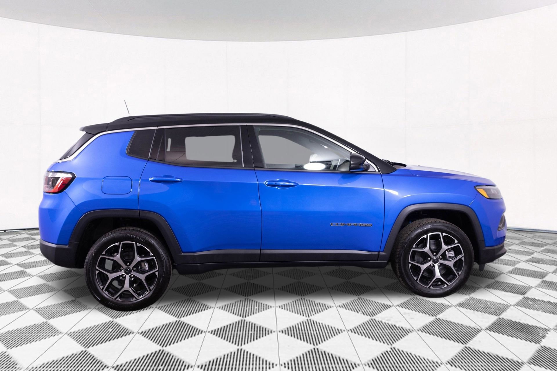 New 2026 Jeep Compass Limited image 6