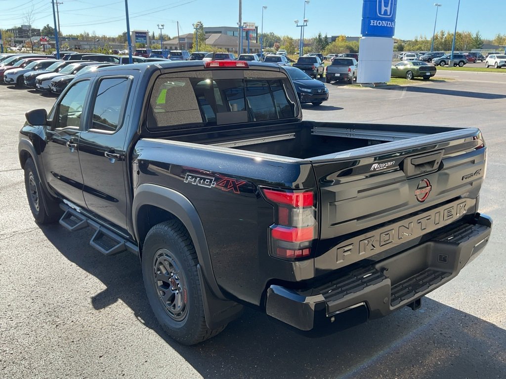 New 2026 Nissan Frontier PRO-4X w/ Pro-4x Convenience Package image 7