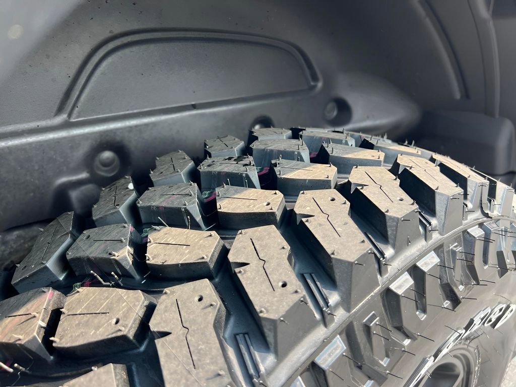 Used 2020 Jeep Wrangler Unlimited Willys image 8