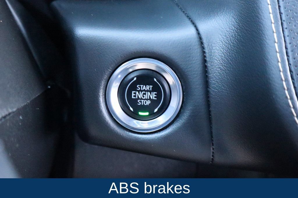 Used 2023 Chevrolet Suburban Premier image 25