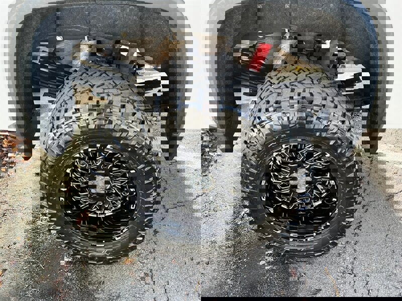 Used 2020 Chevrolet Silverado 3500 High Country w/ Z71 Off-Road Package image 16