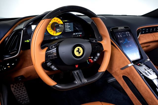 Used 2026 Ferrari Roma Spider RWD image 33