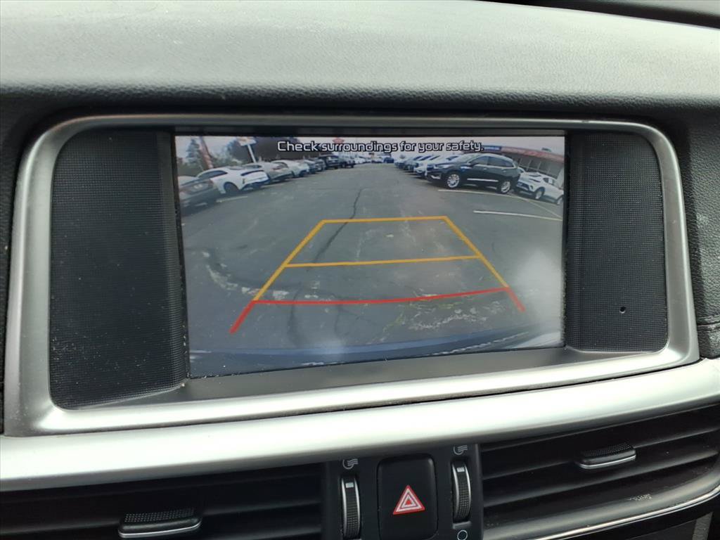Used 2020 Kia Optima LX FWD image 10
