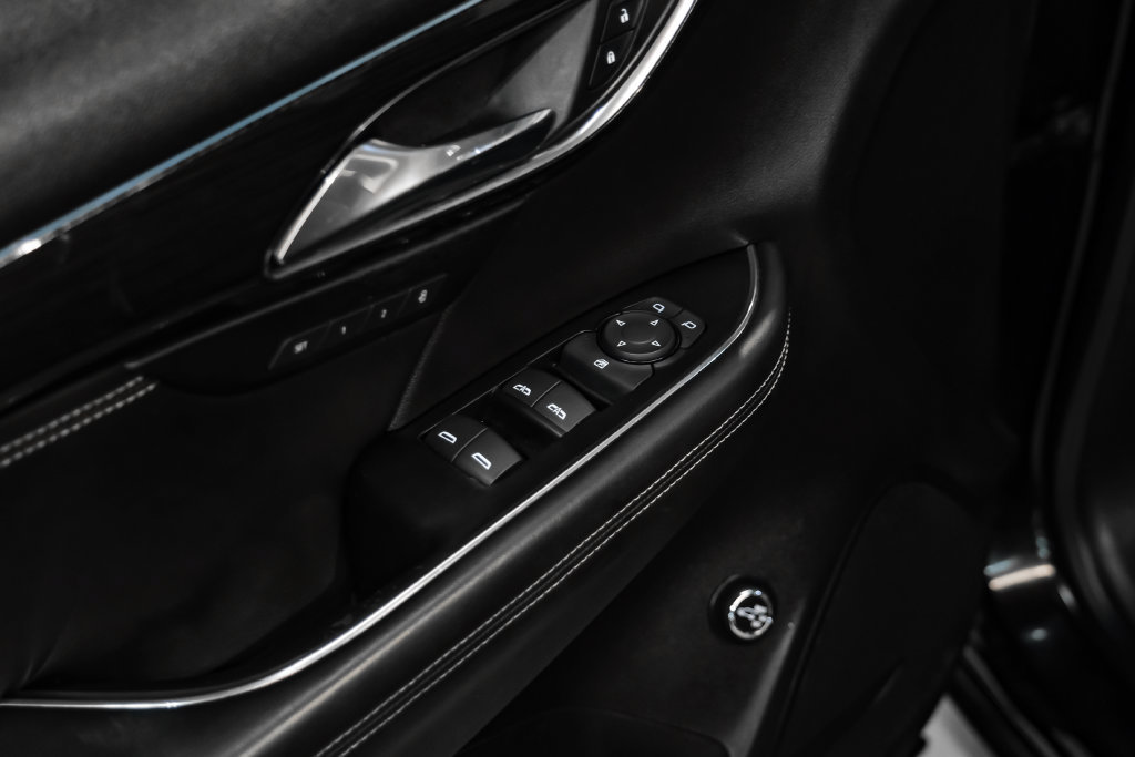 Used 2023 Buick Envision Essence w/ Sport Touring Package FWD image 43