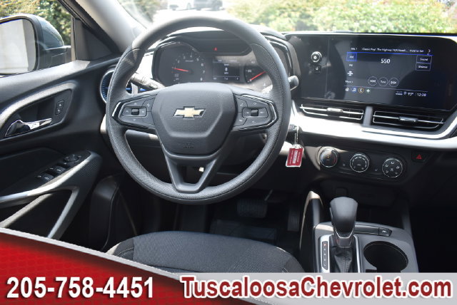 New 2026 Chevrolet Trax LS w/ LS Convenience Package FWD image 16