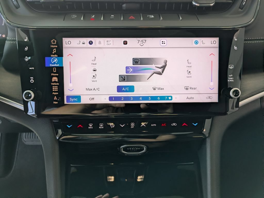 New 2027 Jeep Grand Cherokee Limited AWD/4WD image 23