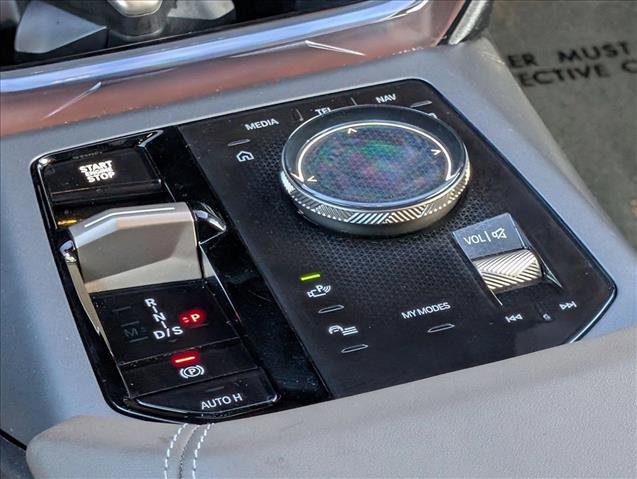 Used 2025 BMW X3 xDrive30i w/ Convenience Package image 12