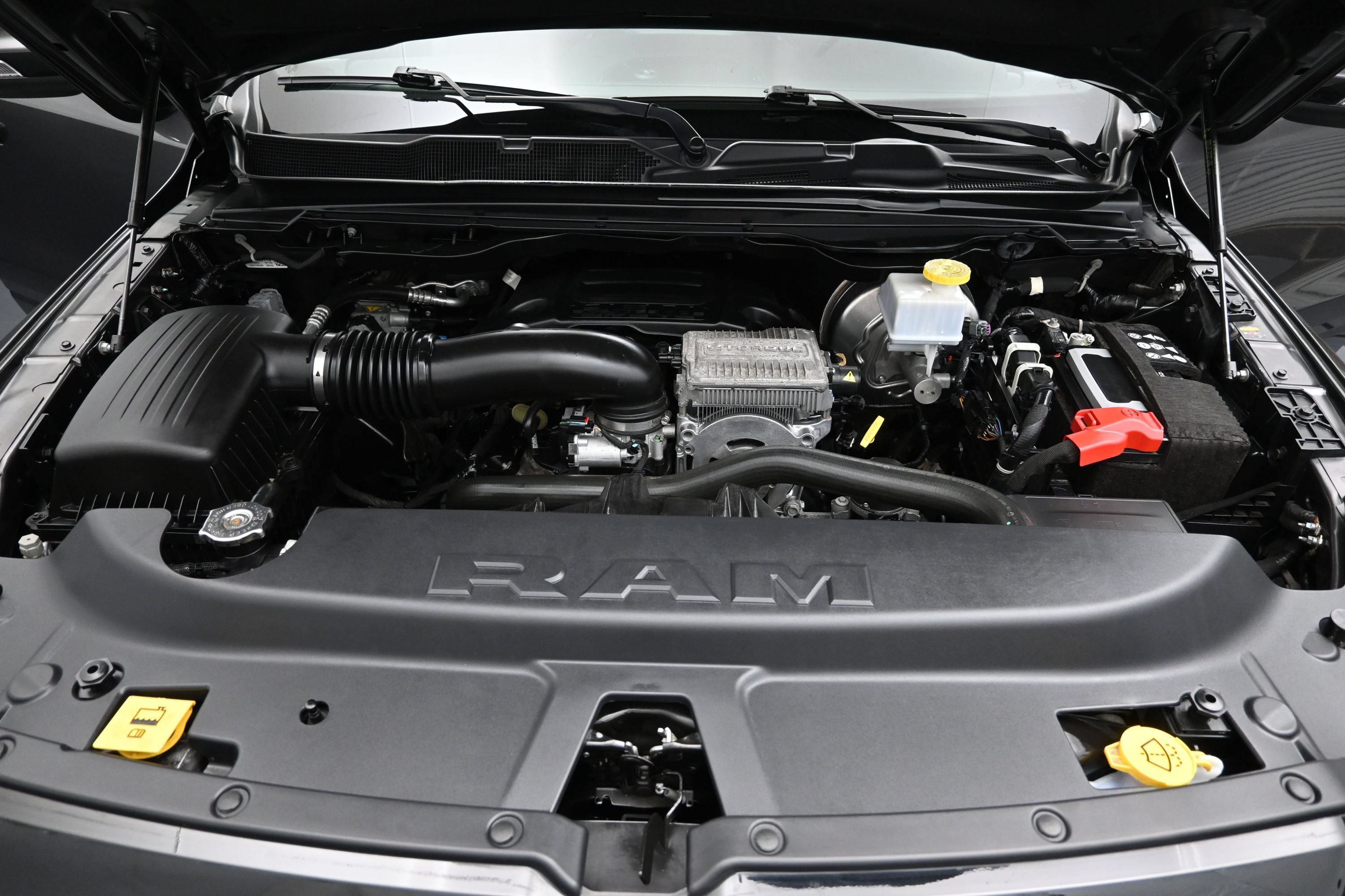 Used 2023 RAM 1500 Big Horn AWD/4WD image 8