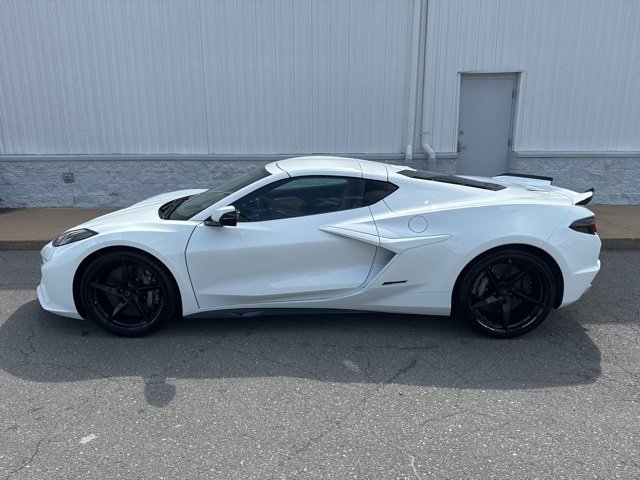 New 2025 Chevrolet Corvette E-Ray image 8