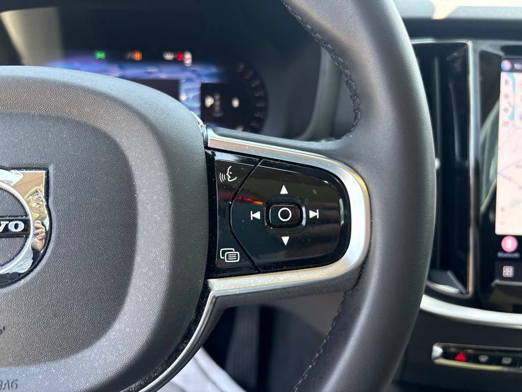 Certified 2024 Volvo V60 B5 Cross Country Plus w/ Protection Package Premier AWD/4WD image 20
