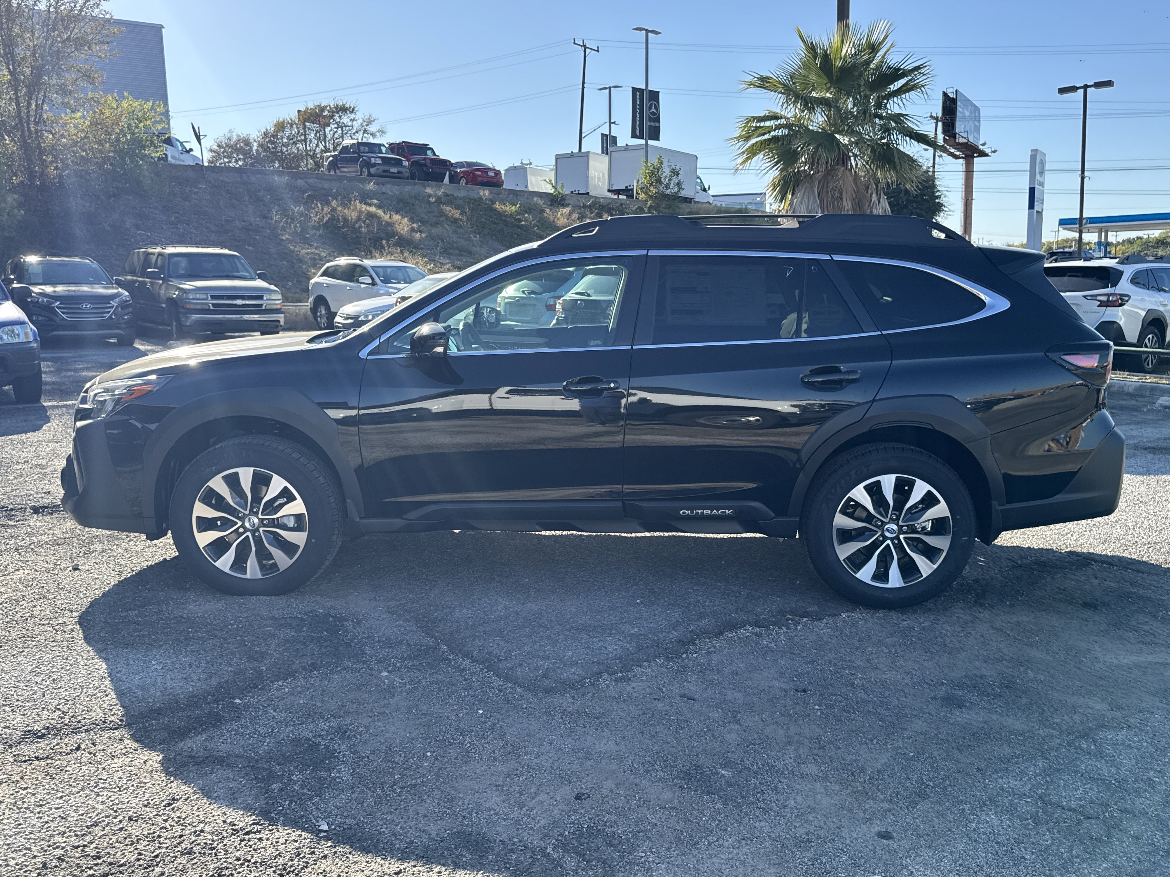 New 2025 Subaru Outback Limited image 6