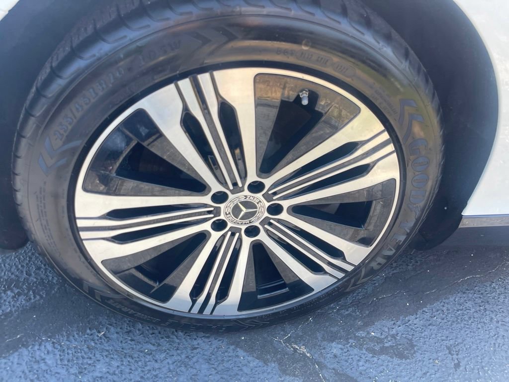 Used 2022 Mercedes-Benz EQS 450+ Sedan image 27
